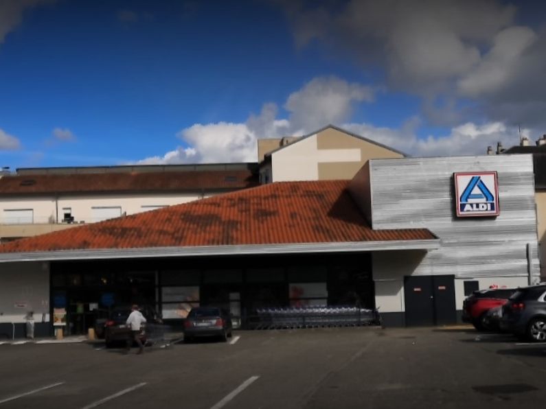 Vente local commercial 826.00 m² à LIMOGES