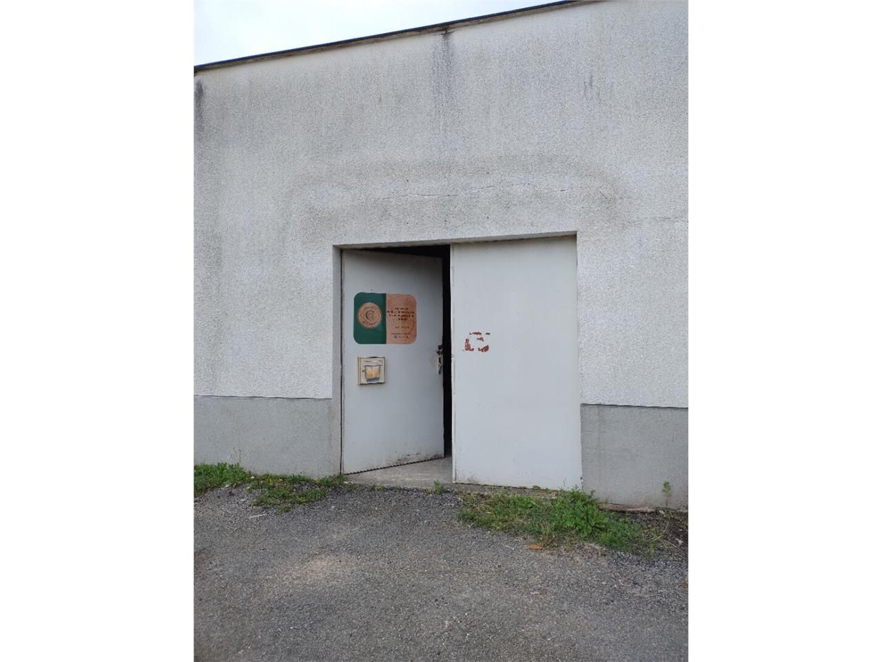 Location local 110.00 m² à FEYTIAT