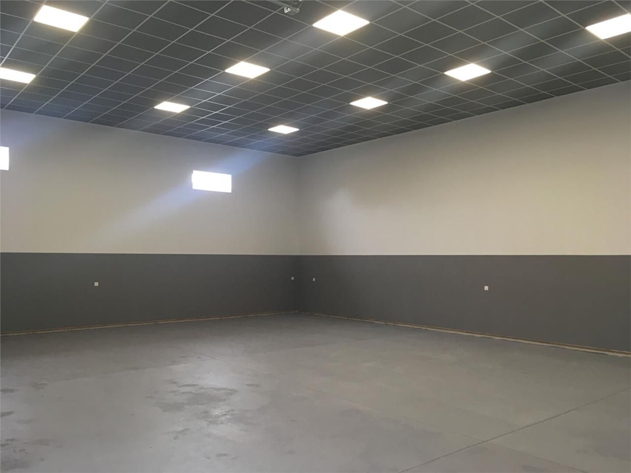 Vente local 200.00 m² à COUZEIX