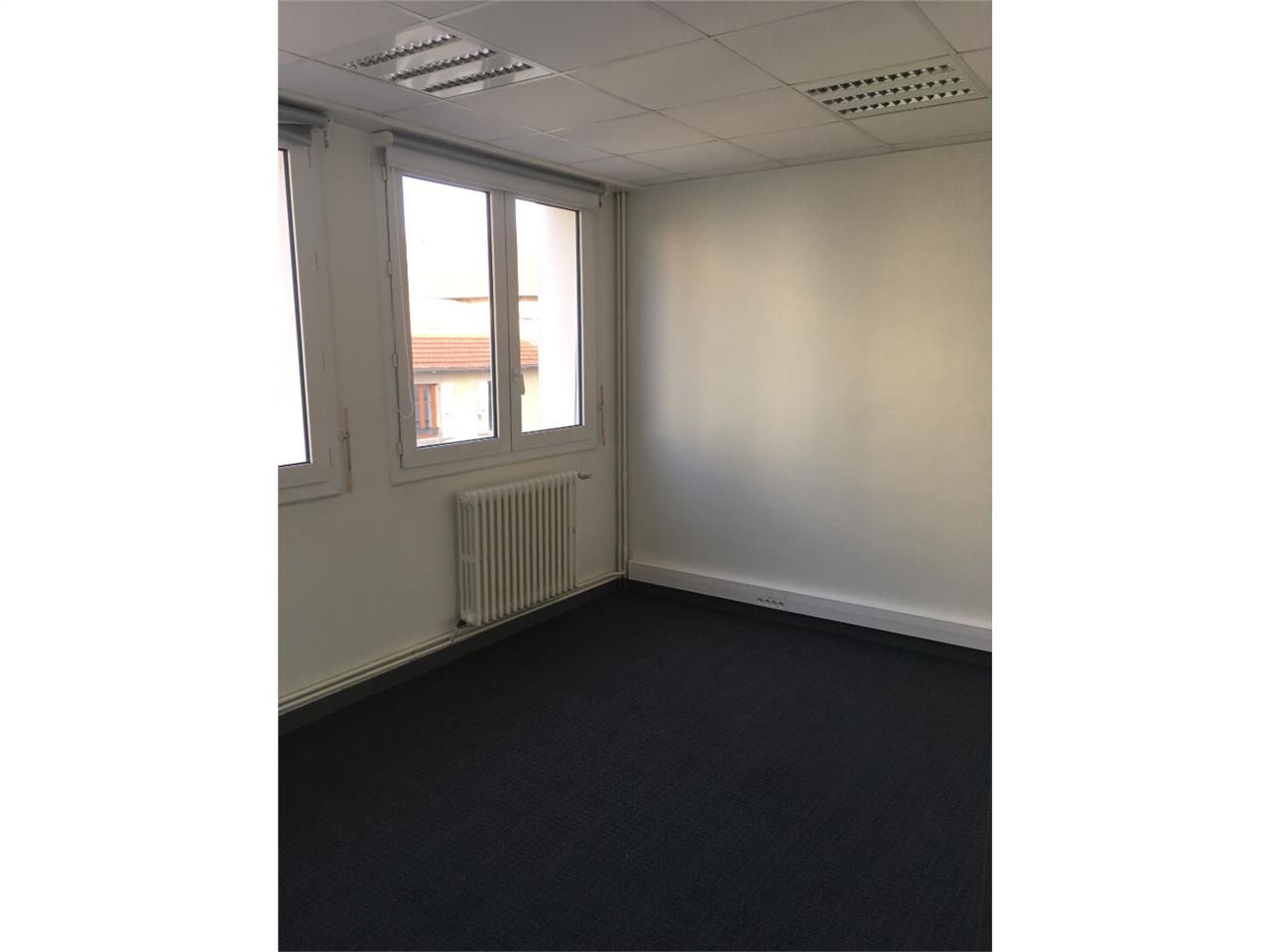 Location bureaux 102.00 m² à LIMOGES