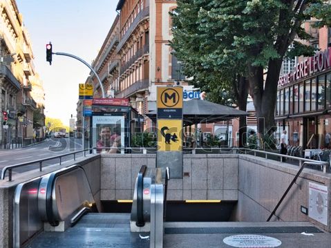 Location bureaux 182.00 m² à TOULOUSE