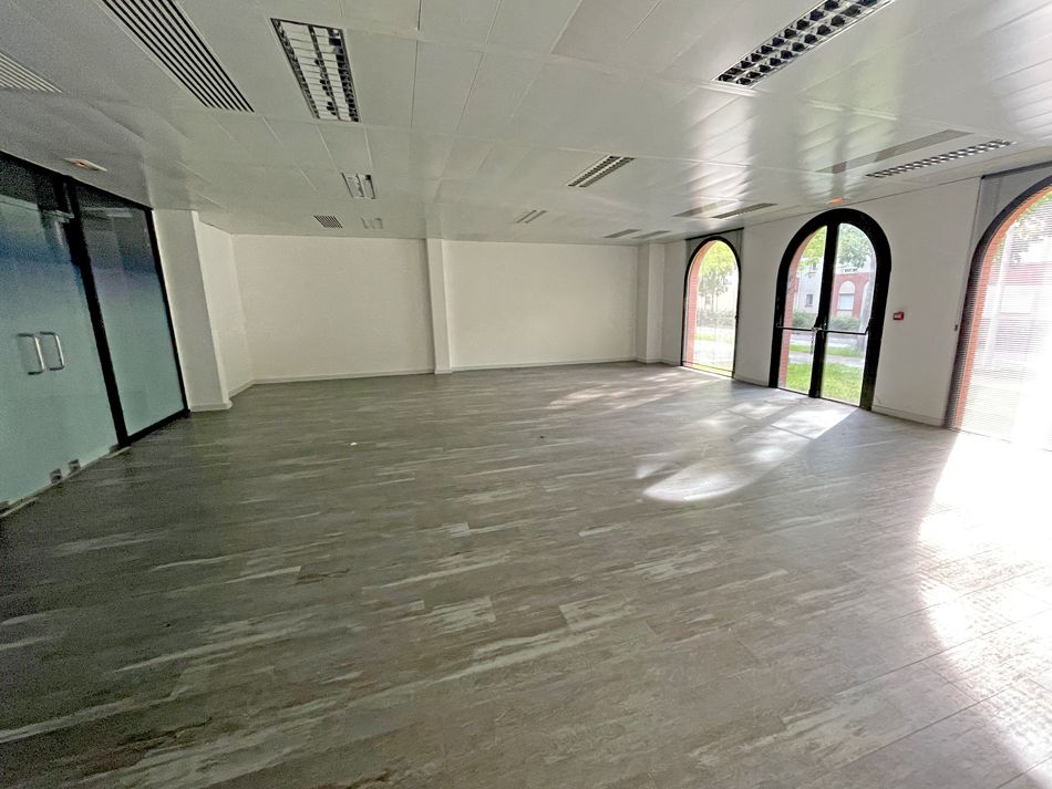 Location bureaux 626.00 m² à COLOMIERS