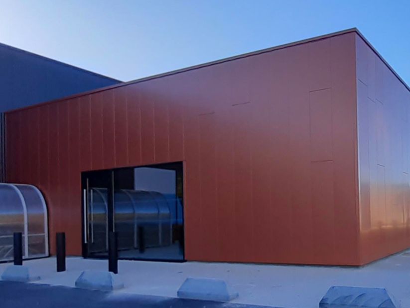 Location local commercial 403.00 m² à DECAZEVILLE