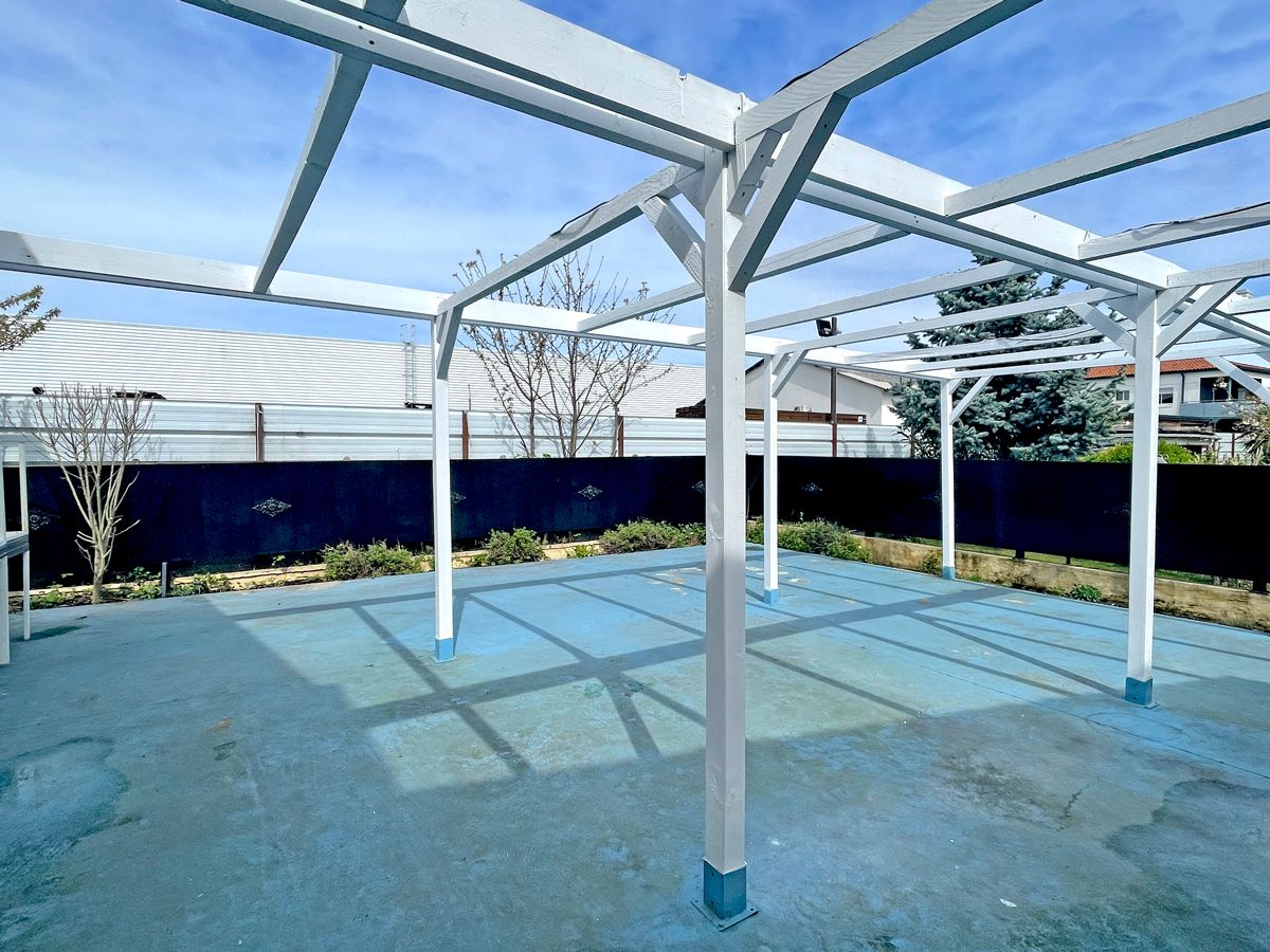 Location local commercial 170.00 m² à PORTET SUR GARONNE