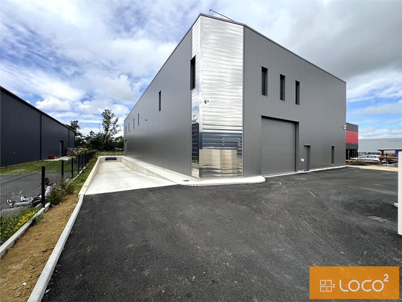 Vente local 695.00 m² à PORTET SUR GARONNE