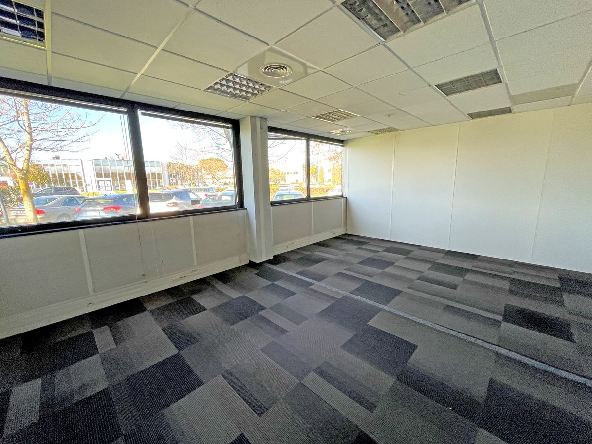 Location bureaux 180.00 m² à TOULOUSE