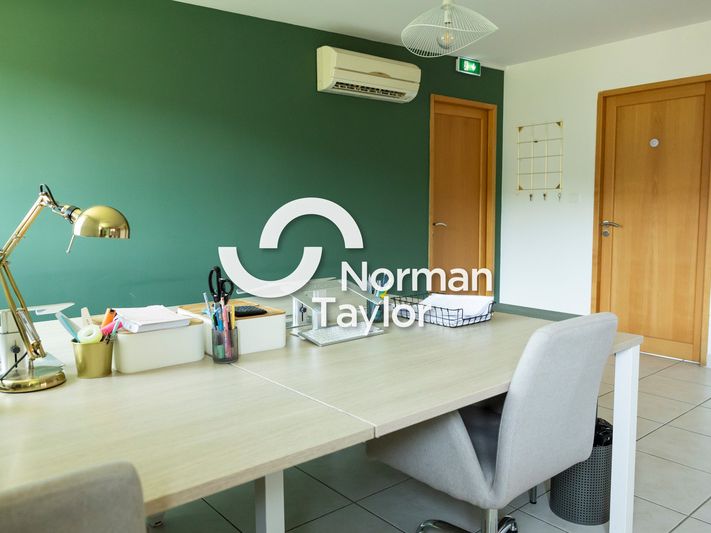 Location bureaux 95 m² non divisibles