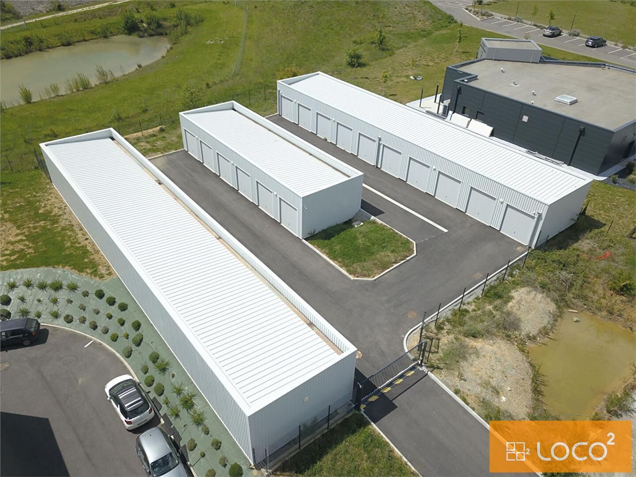 Vente local 590.00 m² à PUJAUDRAN