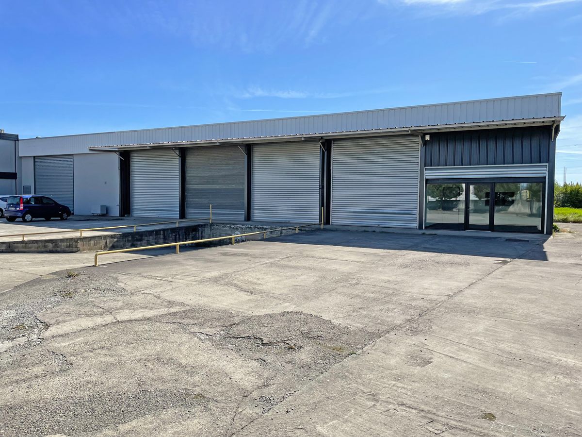 Location local 1050.00 m² à PORTET SUR GARONNE