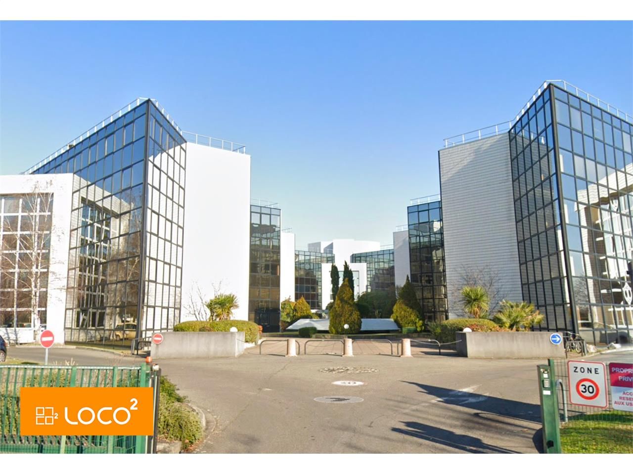 Location bureaux 663.00 m² à BLAGNAC