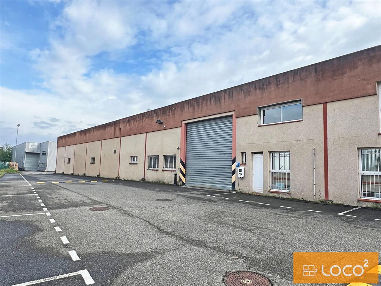 Location local 1200.00 m² à L UNION