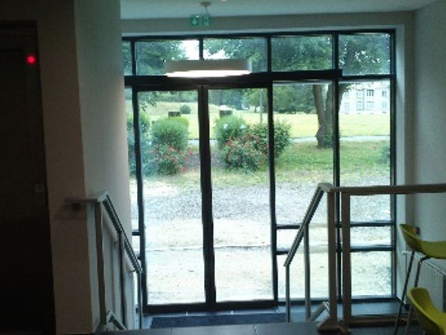 Location centre d'affaires 1500 m² divisibles à partir de 26 m²