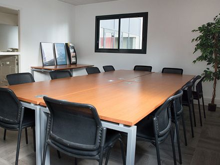 Location centre d'affaires 71 m² divisibles à partir de 15 m²