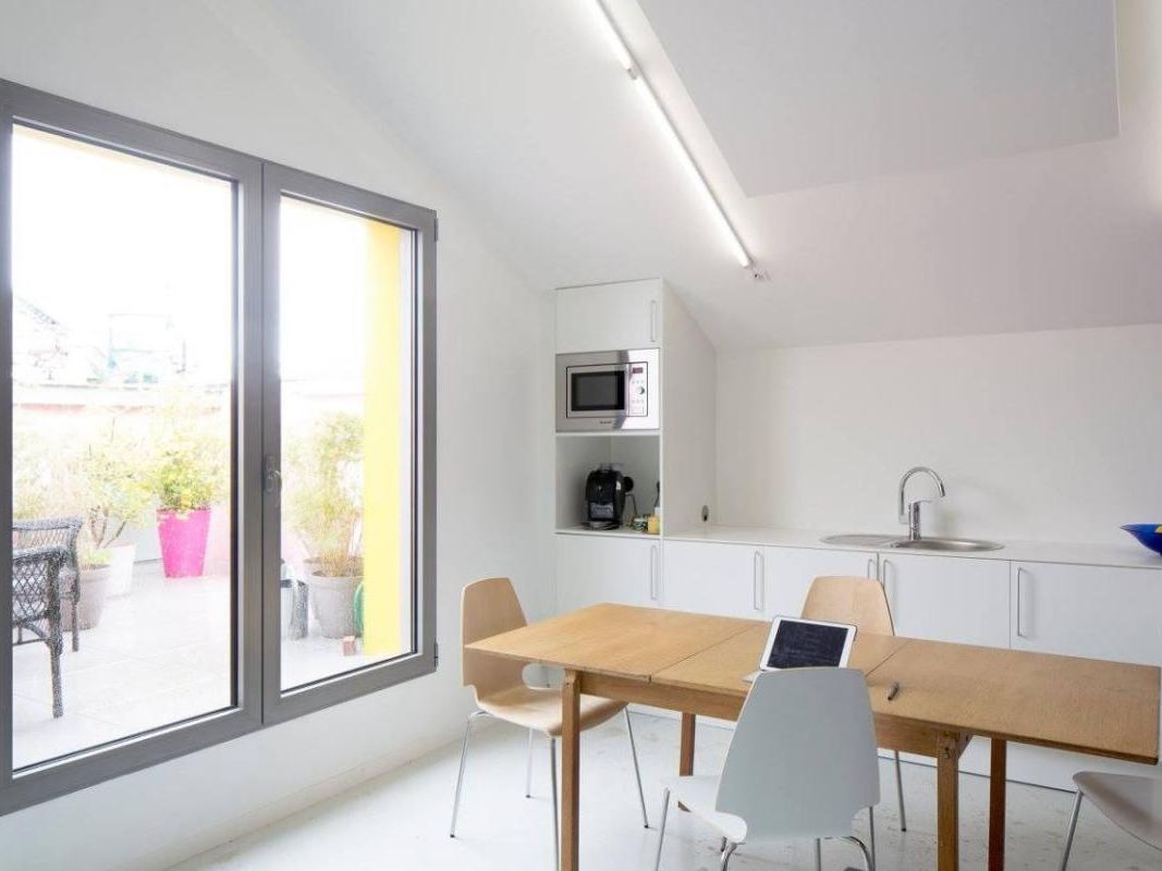 Location centre d'affaires 50 m² non divisibles