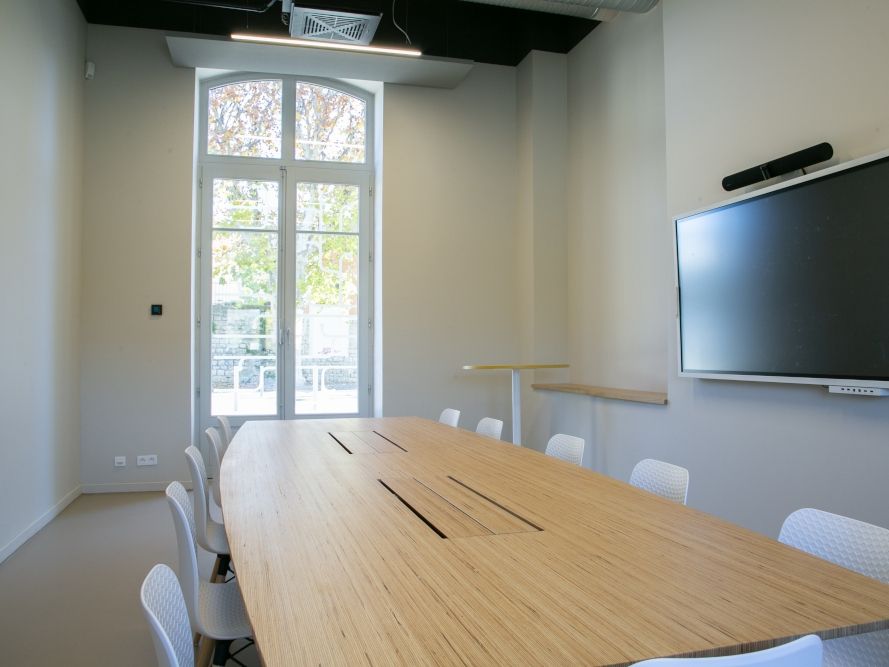 Location centre d'affaires 25 m² divisibles à partir de 10 m²