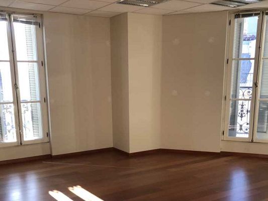 Location bureaux 640 m² divisibles à partir de 205 m²