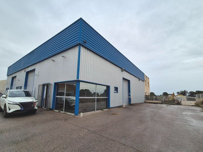 local d'activité à louer