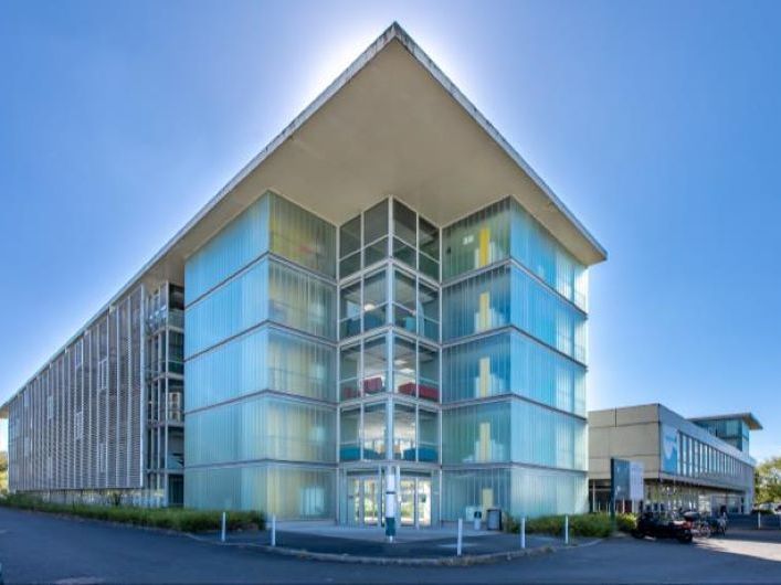 Location bureaux 52.00 m² à MERIGNAC