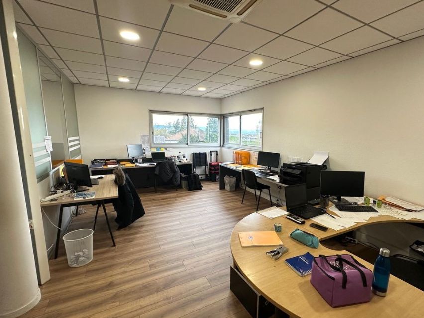 150 m² dispo à La fouillouse