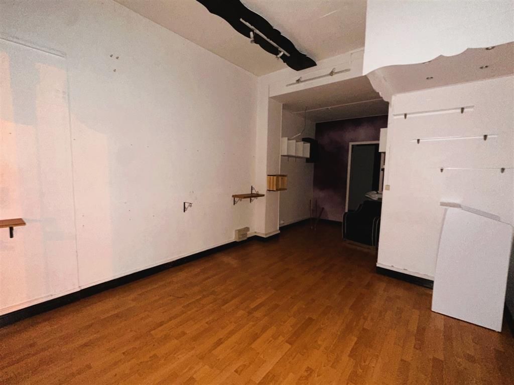 Location local commercial 30 m² non divisibles