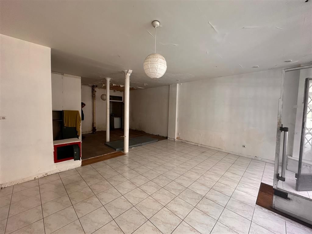Location local commercial 63 m² non divisibles