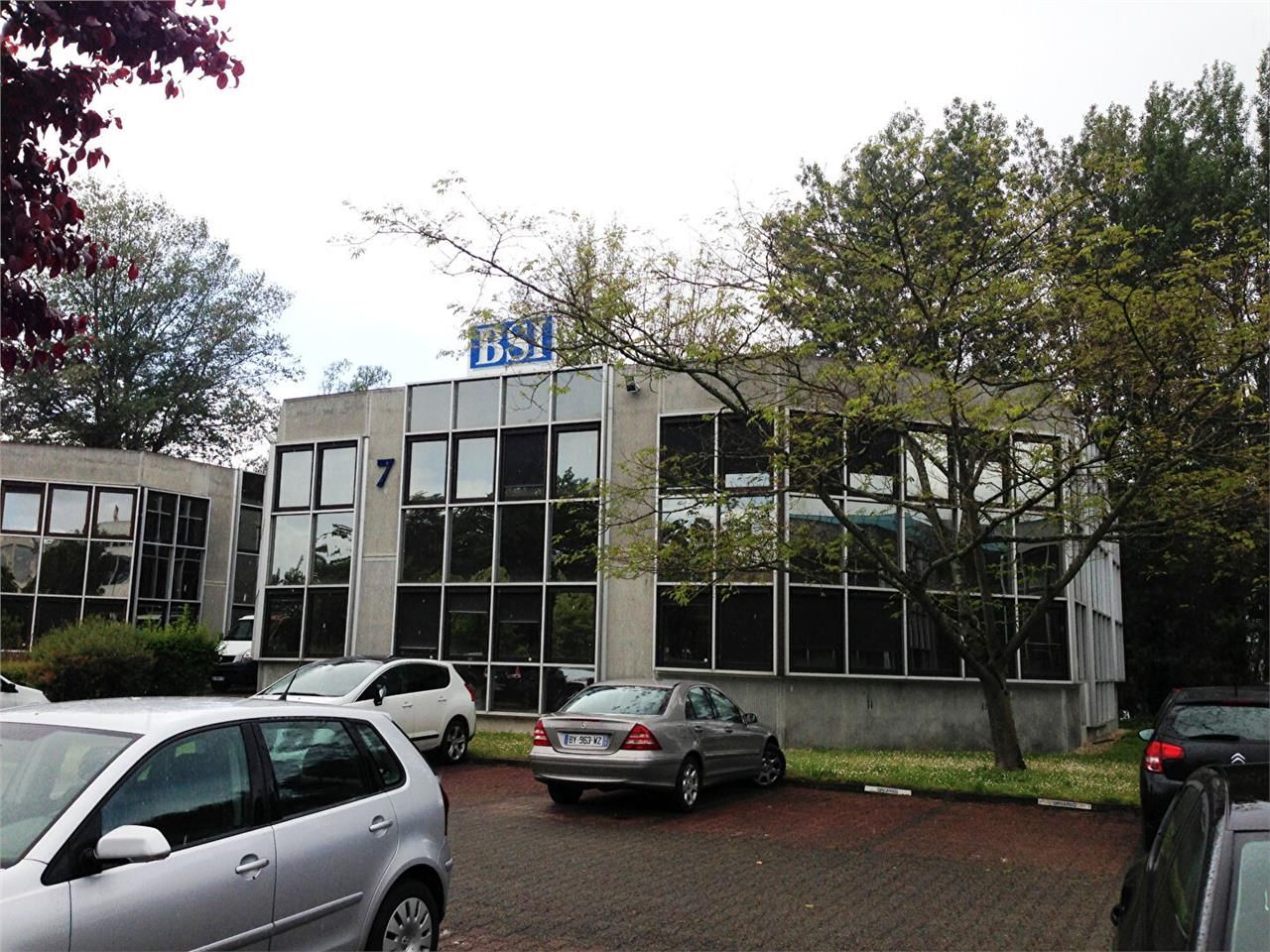 Location bureaux 95.00 m² à BRUGES