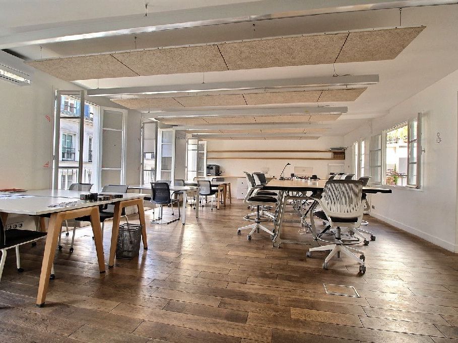 Location bureaux 181 m² divisibles à partir de 94 m²