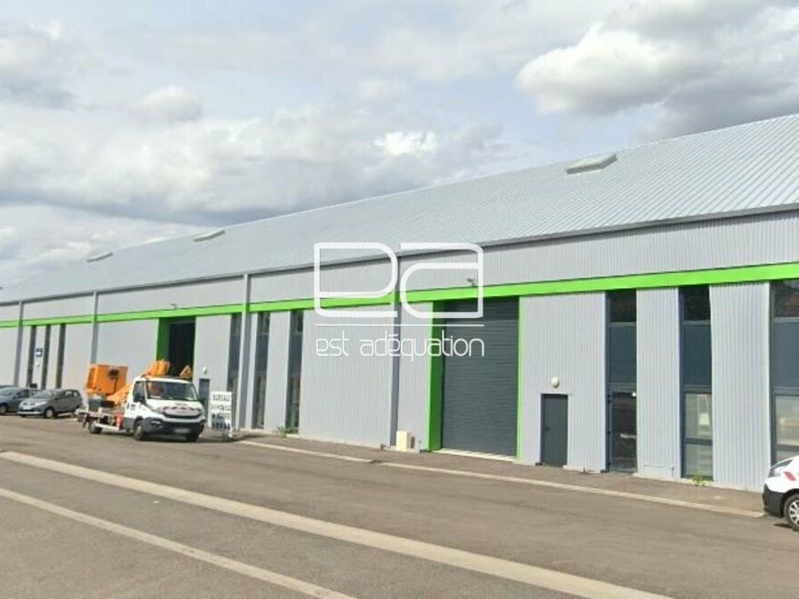Location local d''activites 528.9 m² non divisibles