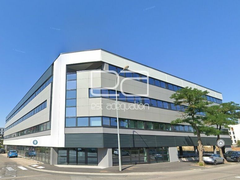 Location bureaux 852 m² divisibles à partir de 109 m²