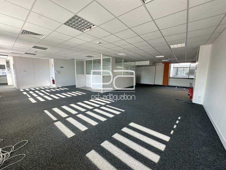 A LOUER – Plateaux de bureaux modernes – 1 508 m² divisibles – Nancy Rives de Meurthe