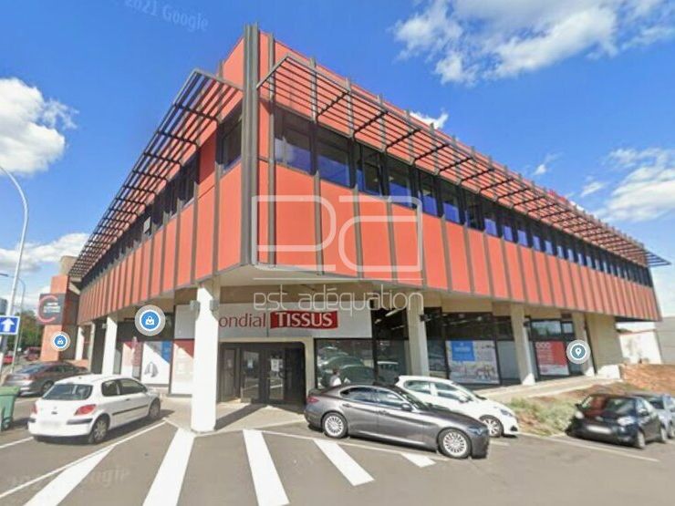 Location bureaux 221 m² non divisibles