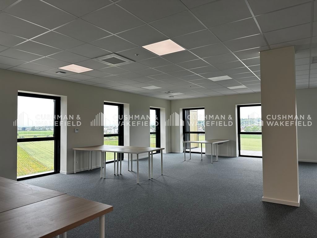 Location bureaux 390 m² divisibles à partir de 91 m²