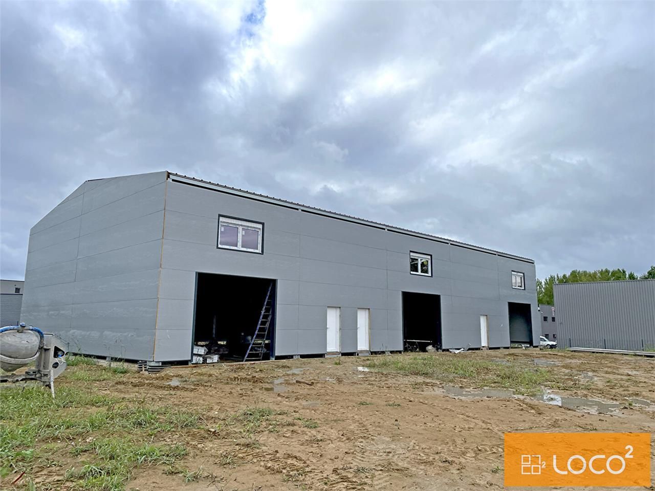 Location local 300.00 m² à GRISOLLES