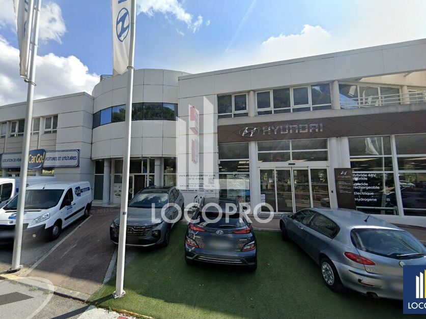 Location bureaux 301 m² non divisibles