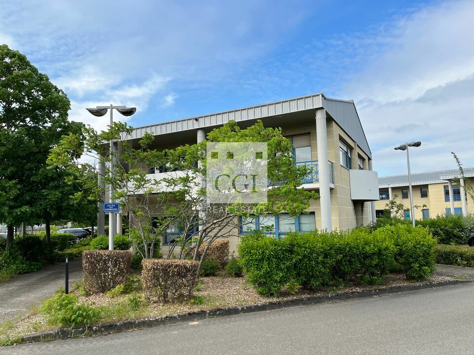 À Louer – Bureaux de 153 m² et divisibles – Bron – Parc Tertiaire