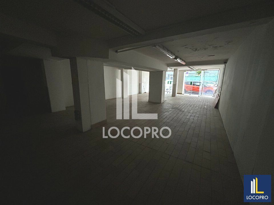 A VENDRE - LOCAL COMMERCIAL - 385 m2 - CANNES CARNOT