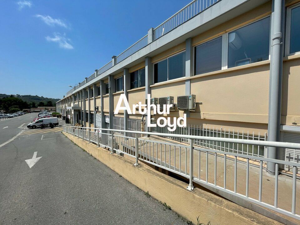 Location bureaux 431 m² divisibles à partir de 35 m²