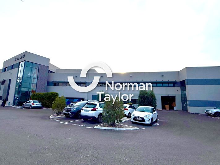 Location bureaux 431 m² divisibles à partir de 137.85 m²