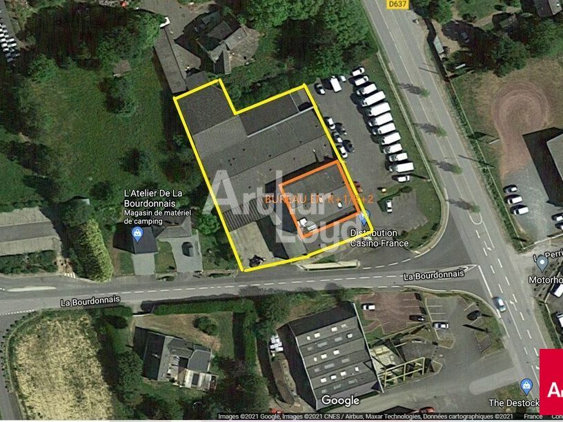 EMPLACEMENT 1er RIDEAU DE LA ROUTE DU MEUBLE !