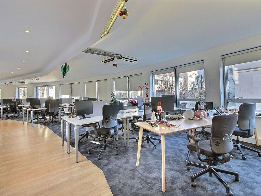 Location bureaux 801 m² divisibles à partir de 136 m²