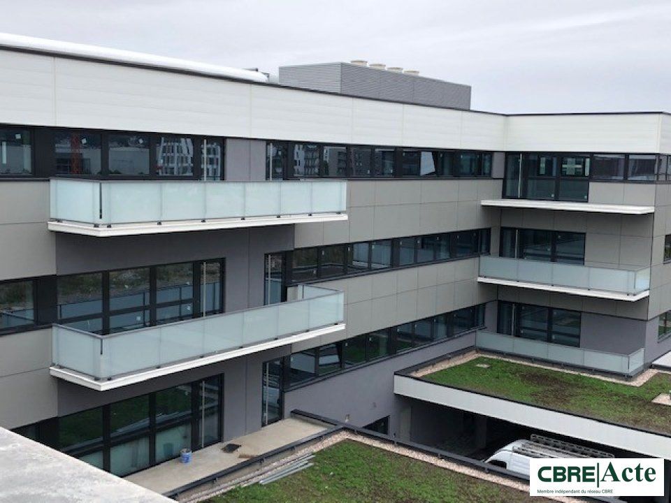 Location bureaux 852 m² divisibles à partir de 109 m²