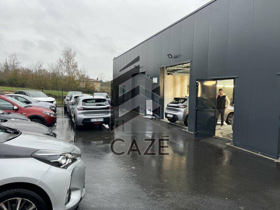 Location local d''activites 560 m² divisibles à partir de 280 m²
