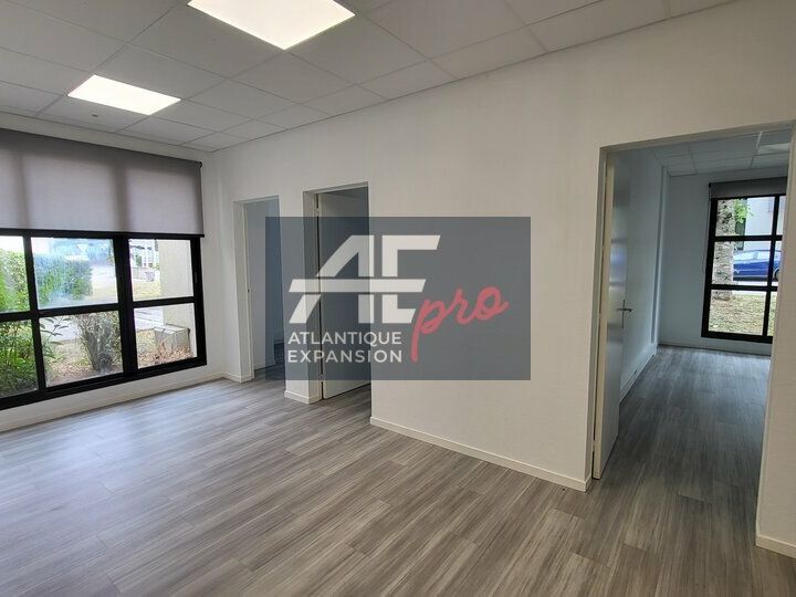 Location bureaux 91.03 m² non divisibles