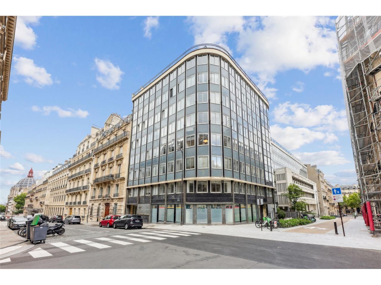 Location bureaux 187.95 m² à Paris 8ème