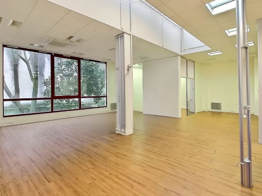 Location bureaux 734 m² divisibles à partir de 211 m²