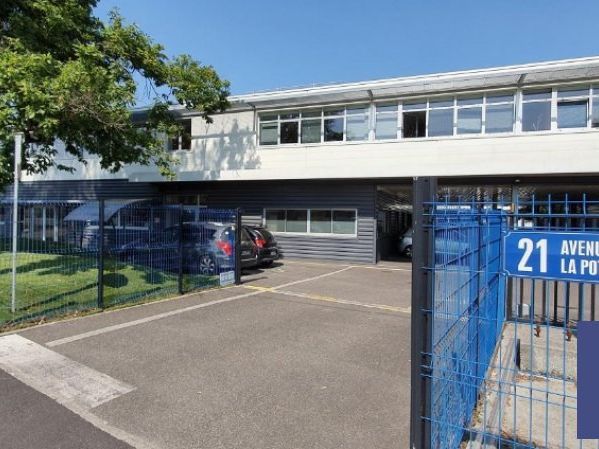 Location bureaux 490 m² non divisibles
