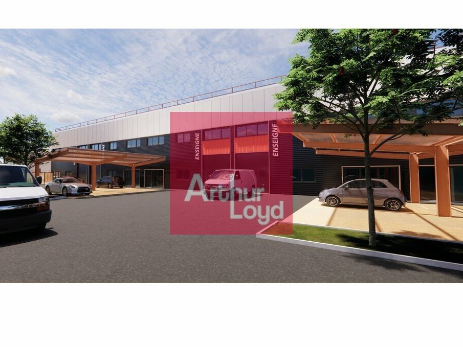 CLERMONT-FERRAND ZONE DES GRAVANCHES  A LOUER LOCAL ACTIVITE 438 M² -