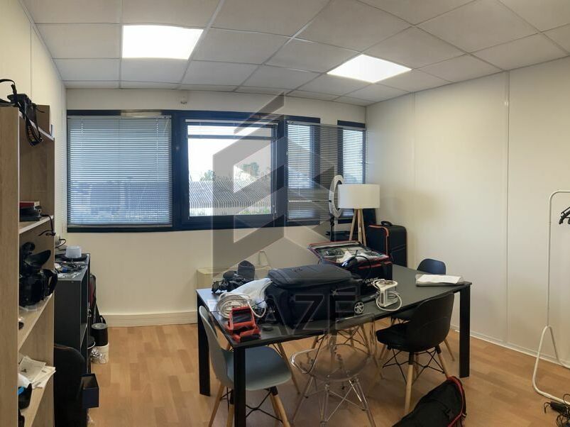 BUREAUX A LOUER - CANEJAN - PROCHE ROCADE 