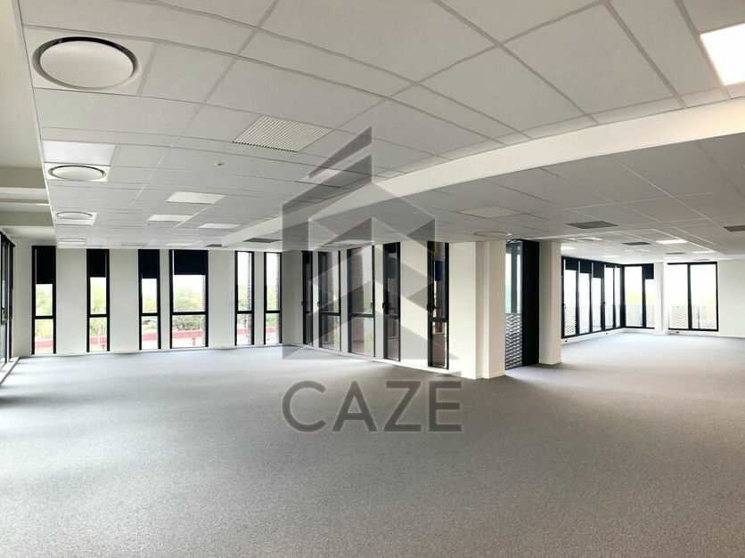 Location bureaux 320 m² non divisibles