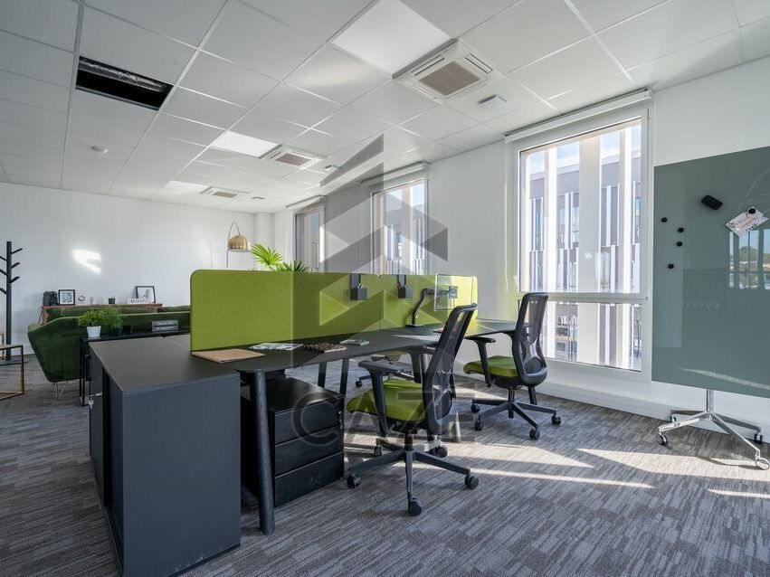 BUREAUX NEUF A LOUER BRUGES